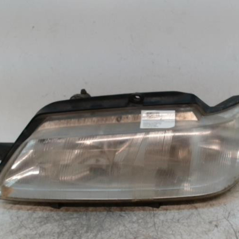 Optique avant principal gauche (feux)(phare) PEUGEOT 605