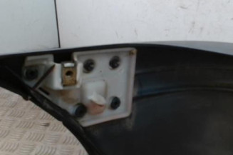 Pare choc arriere RENAULT CLIO 1 Photo n°5