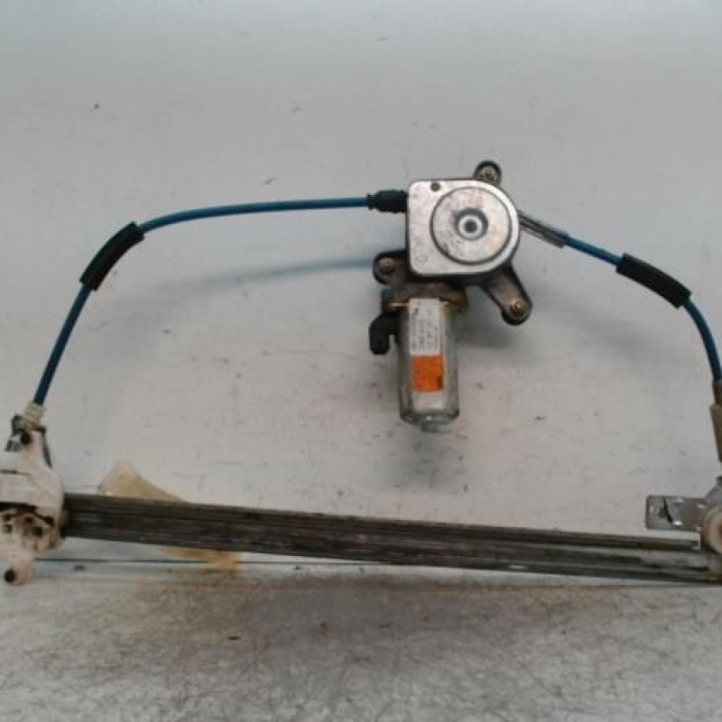 Leve vitre electrique avant droit PEUGEOT 406