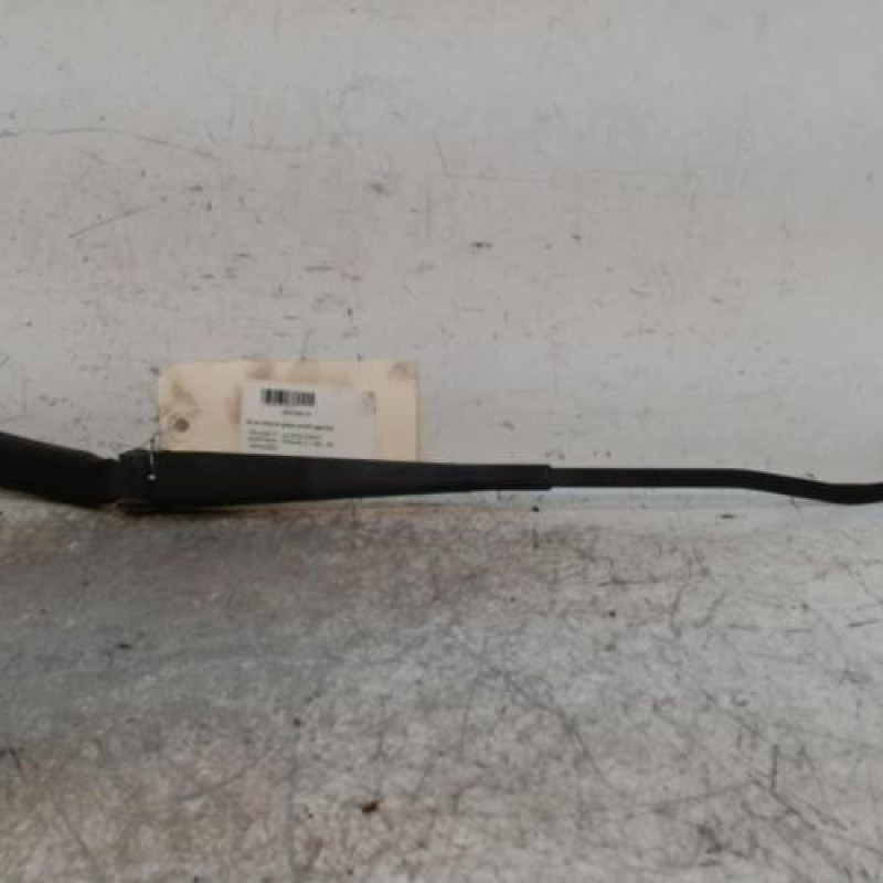 Bras essuie glace avant gauche PEUGEOT PARTNER 1