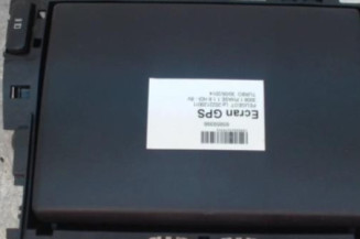 Ecran GPS PEUGEOT 3008 1