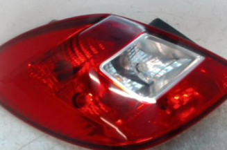 Feu arriere principal gauche (feux) OPEL CORSA D Photo n°1