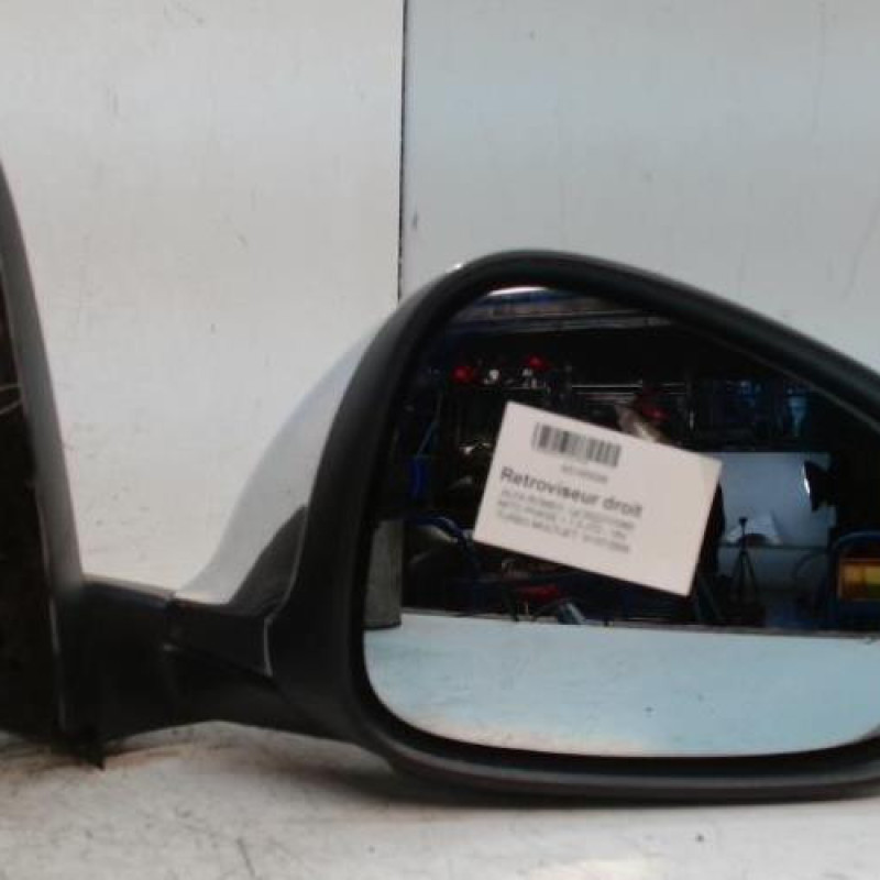 Retroviseur droit ALFA ROMEO MITO