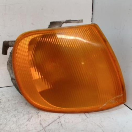 Optique avant secondaire droit (feux)(clignotant) VOLKSWAGEN POLO 3 Photo n°1
