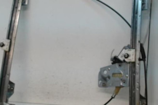 Leve vitre electrique avant gauche RENAULT KANGOO 2 Photo n°1