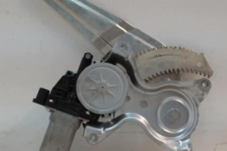 Leve vitre electrique arriere droit SUZUKI SWIFT 4 Photo n°1