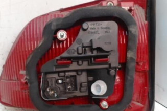Feu arriere secondaire gauche (feux) VOLKSWAGEN TOURAN 2