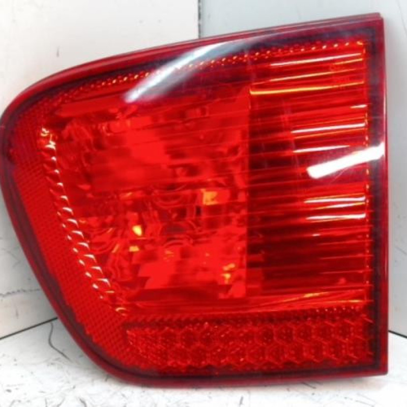 Feu arriere secondaire droit (feux) SEAT IBIZA 2 Feu arriere secondaire droit (feux) SEAT IBIZA 2