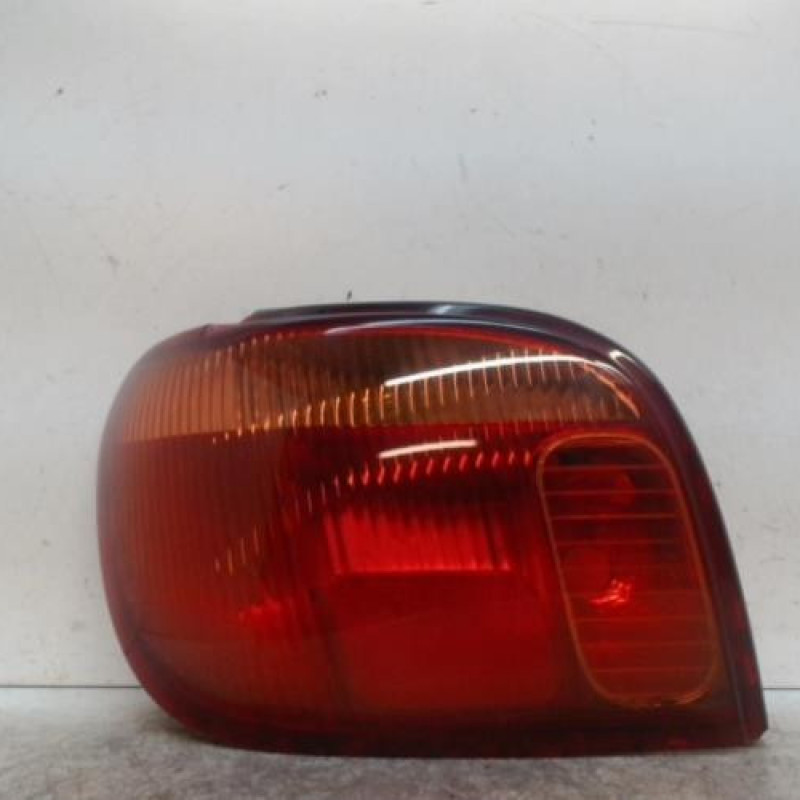 Feu arriere principal gauche (feux) TOYOTA YARIS 1