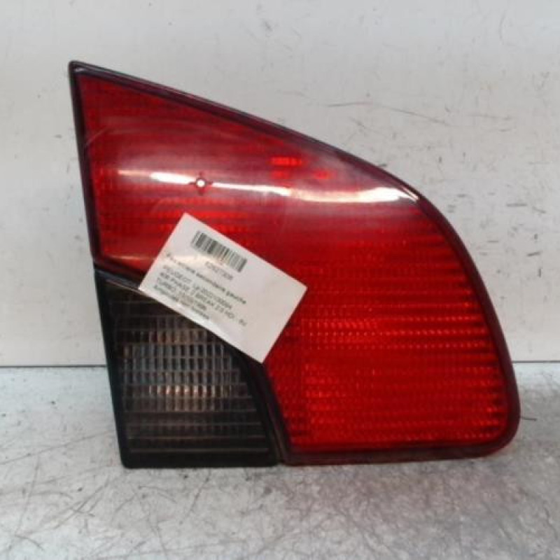 Feu arriere secondaire gauche (feux) PEUGEOT 406 Feu arriere secondaire gauche (feux) PEUGEOT 406