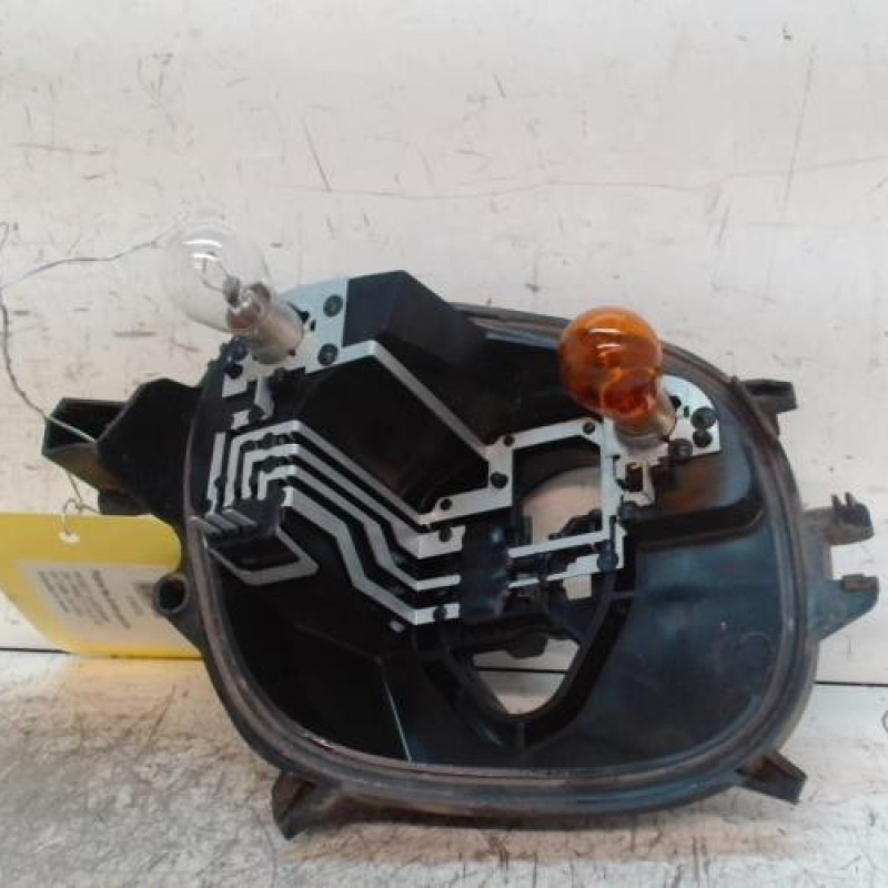 Platine feu arriere gauche PEUGEOT 208 1 Platine feu arriere gauche PEUGEOT 208 1