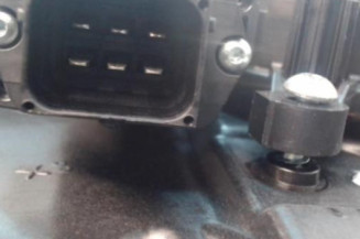 Leve vitre electrique arriere gauche ALFA ROMEO GIULIETTA 2 Photo n°3