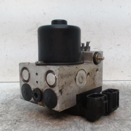 Bloc ABS (freins anti-blocage) TOYOTA RAV4 1