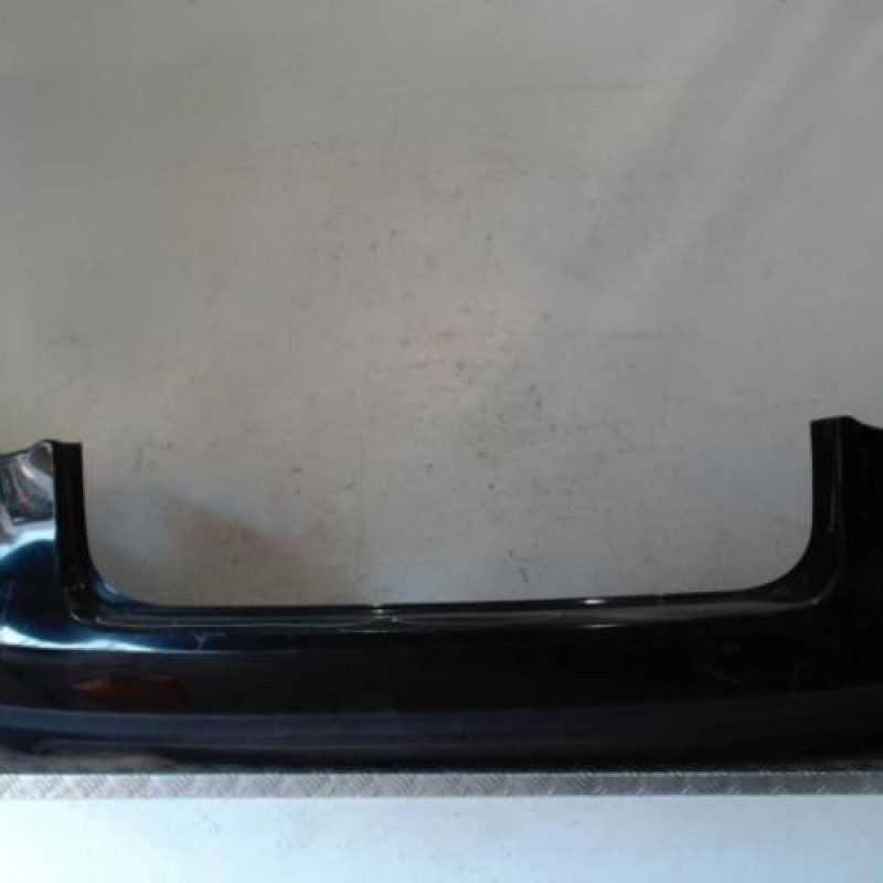 Pare choc arriere VOLKSWAGEN PASSAT 5