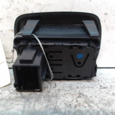 Interrupteur de leve vitre arriere droit CITROEN C3 2