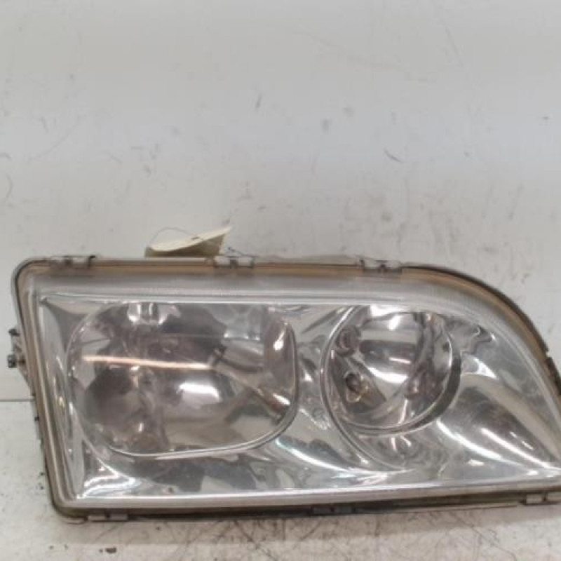 Optique avant principal droit (feux)(phare) VOLVO S 40 1