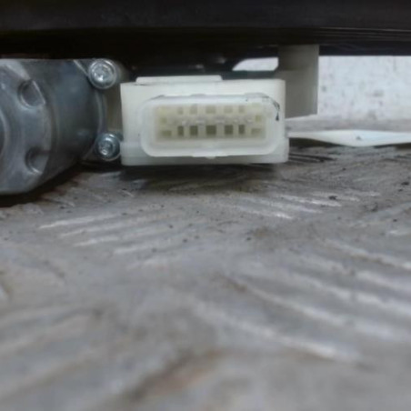 Leve vitre electrique avant droit RENAULT CLIO 5
