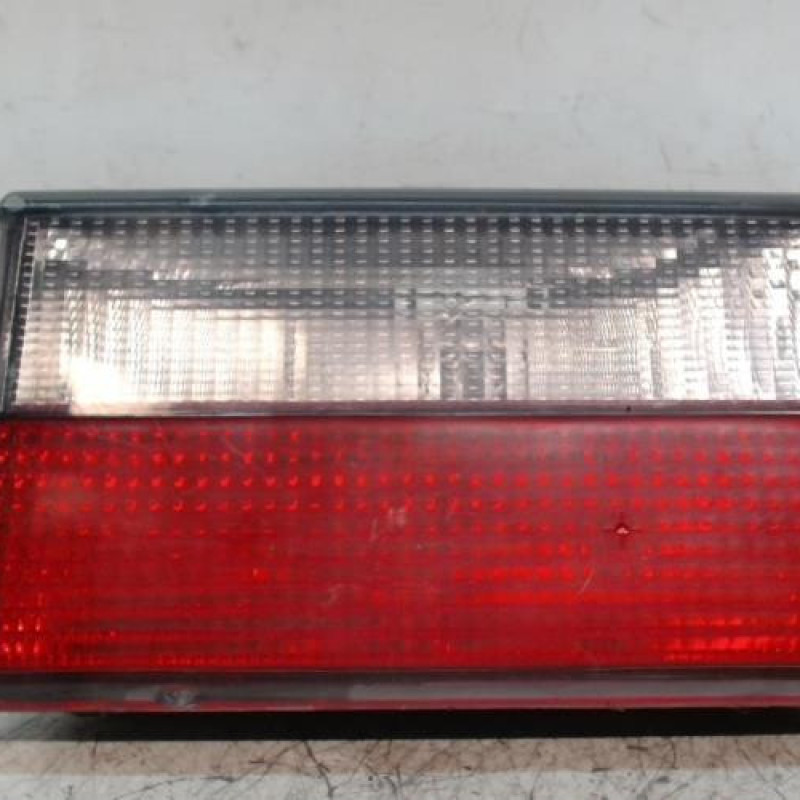 Feu arriere secondaire droit (feux) CITROEN XANTIA Feu arriere secondaire droit (feux) CITROEN XANTIA
