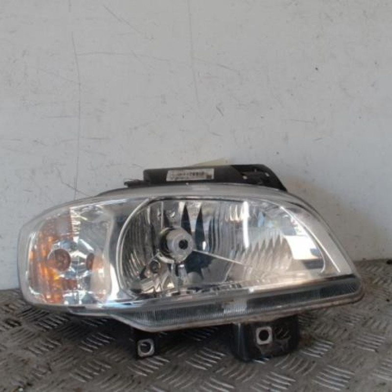 Optique avant principal droit (feux)(phare) SEAT CORDOBA 1