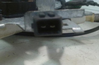 Leve vitre electrique avant droit SEAT CORDOBA 1
