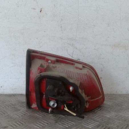 Feu arriere secondaire droit (feux) VOLKSWAGEN TOURAN 2