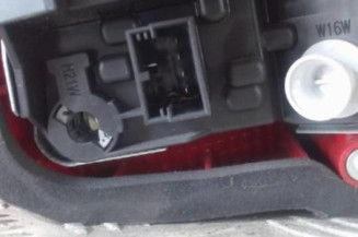 Feu arriere secondaire gauche (feux) VOLKSWAGEN TOURAN 2 Photo n°3