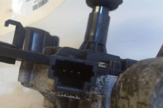 Moteur essuie glace arriere PEUGEOT 5008 2 Photo n°3