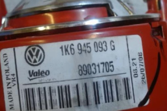 Feu arriere secondaire gauche (feux) VOLKSWAGEN GOLF 5 Photo n°4