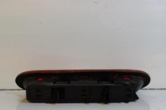 Feu arriere stop central RENAULT CLIO 1