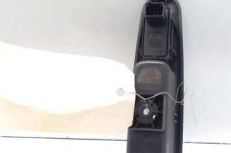 Interrupteur de leve vitre arriere gauche PEUGEOT 3008 1