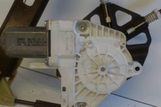 Leve vitre electrique avant gauche AUDI Q3 1