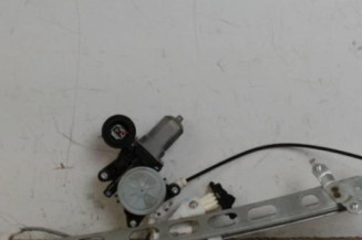 Leve vitre electrique avant droit SUZUKI SWIFT 4