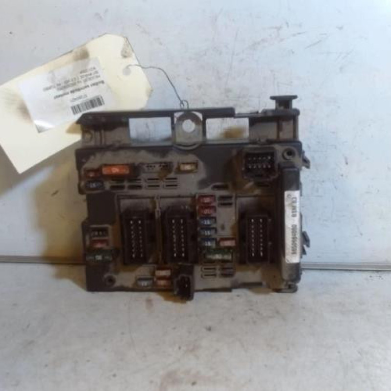 Boitier servitude moteur (BSM) PEUGEOT 307