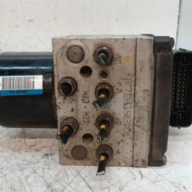 Bloc ABS (freins anti-blocage) VOLKSWAGEN PASSAT 5