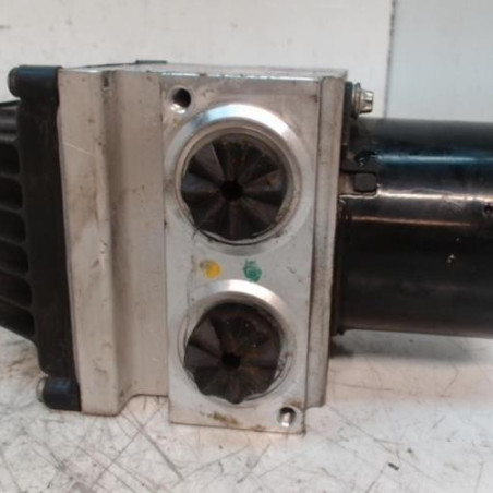 Bloc ABS (freins anti-blocage) VOLKSWAGEN PASSAT 5