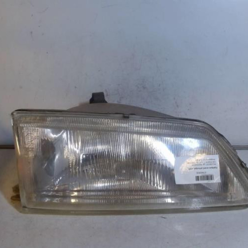 Optique avant principal droit (feux)(phare) PEUGEOT 106