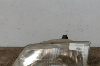 Optique avant principal gauche (feux)(phare) PEUGEOT 106 Photo n°1