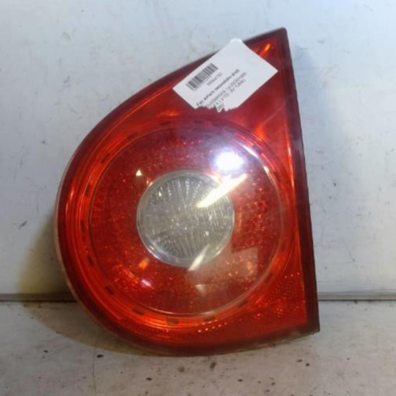 Feu arriere secondaire droit (feux) VOLKSWAGEN GOLF 5