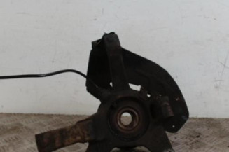 Moyeu avant droit PEUGEOT EXPERT 2