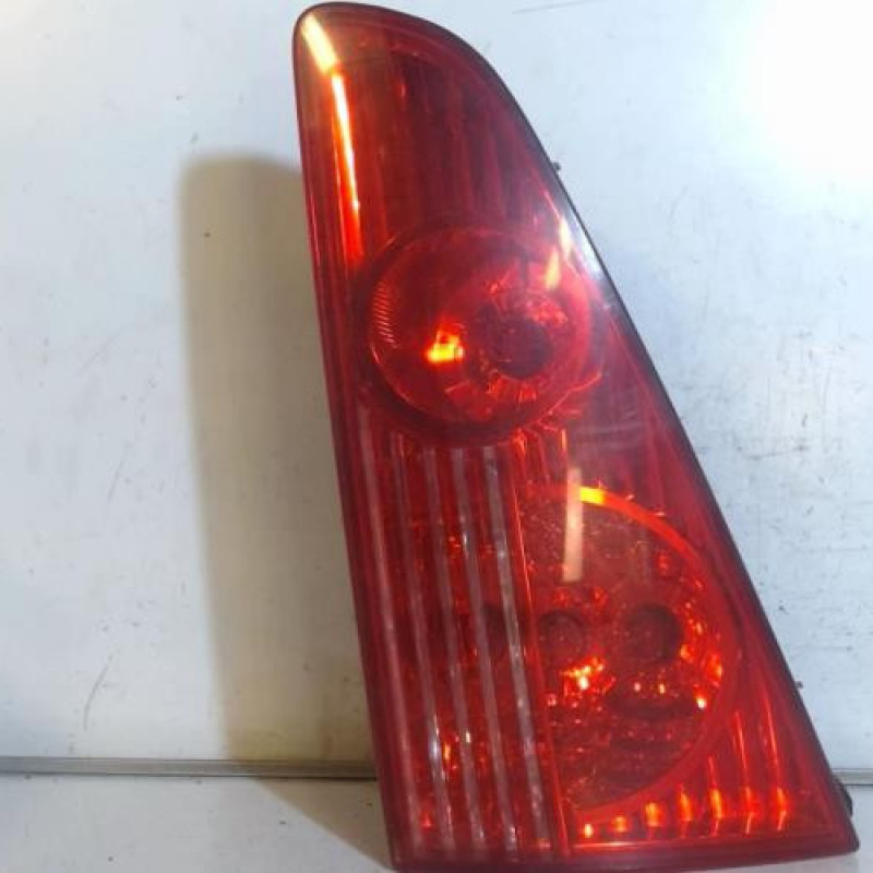 Feu arriere secondaire droit (feux) PEUGEOT 607