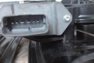 Leve vitre electrique arriere gauche RENAULT MEGANE 3 Photo n°3