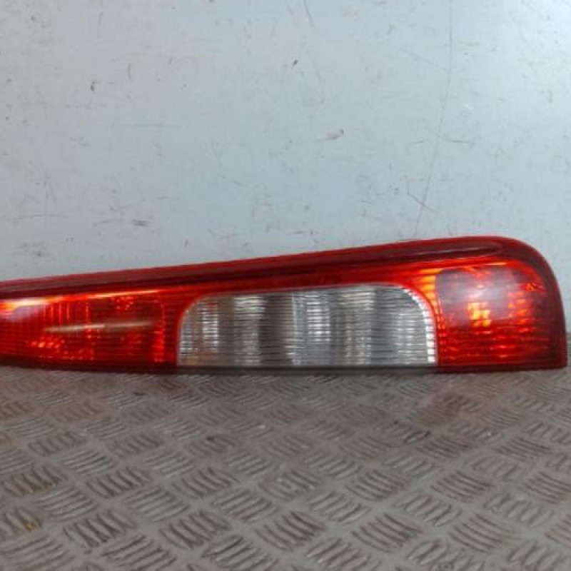 Feu arriere principal droit (feux) FORD C-MAX 1