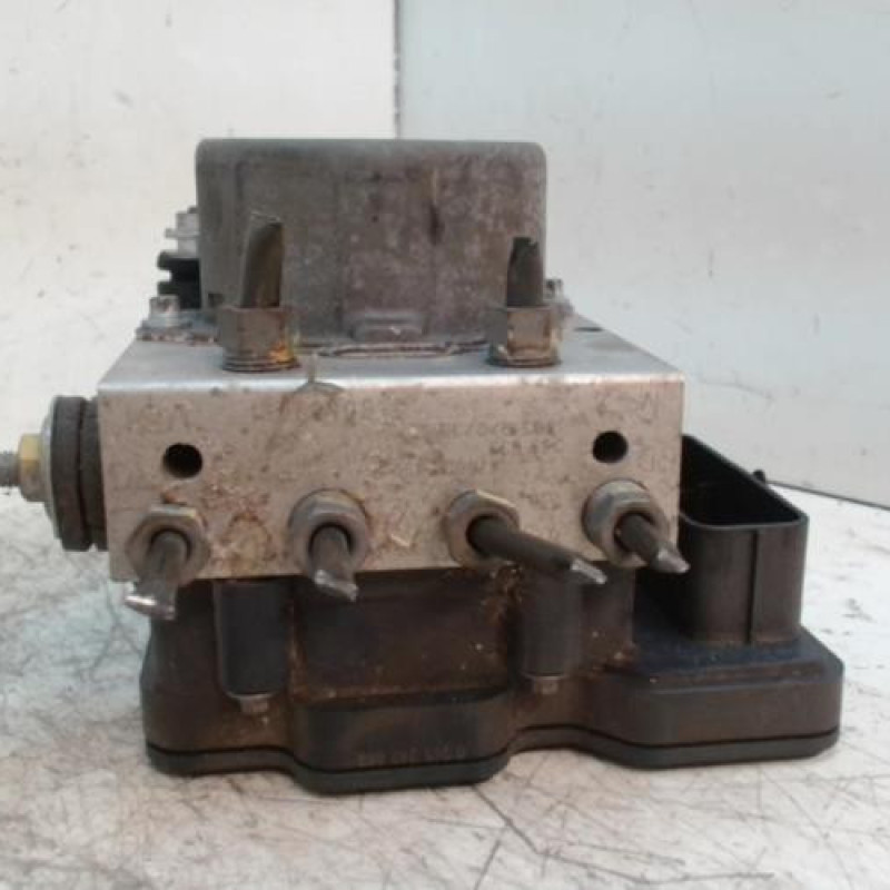 Bloc ABS (freins anti-blocage) RENAULT CLIO 4