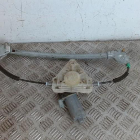 Leve vitre electrique arriere droit PEUGEOT 406 Photo n°1