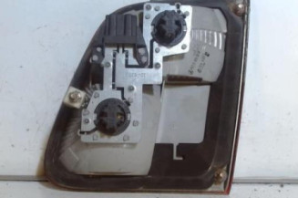 Feu arriere secondaire gauche (feux) MERCEDES CLASSE E 210