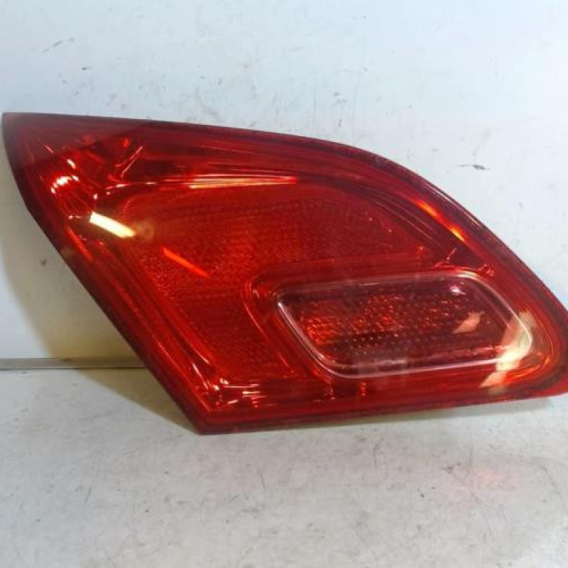 Feu arriere secondaire gauche (feux) OPEL ASTRA J