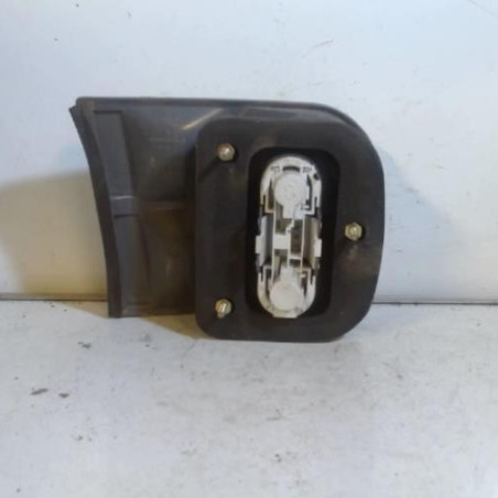 Feu arriere secondaire droit (feux) FIAT PUNTO 1