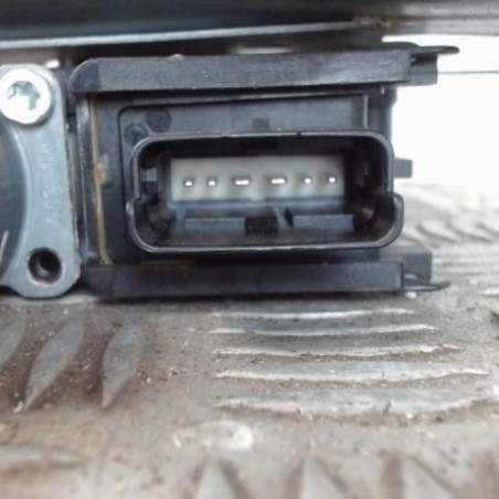 Leve vitre electrique avant droit PEUGEOT 2008 1