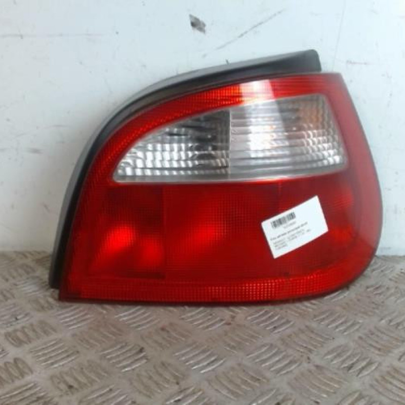 Feu arriere principal droit (feux) RENAULT MEGANE 1