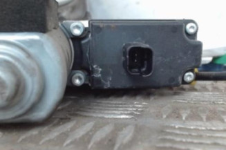 Leve vitre electrique avant droit CITROEN C2